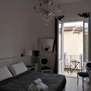 In San Frediano Bed & Breakfast Florence