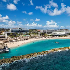 Resort Mangrove Corendon Curacao Resort, Curio By Hilton